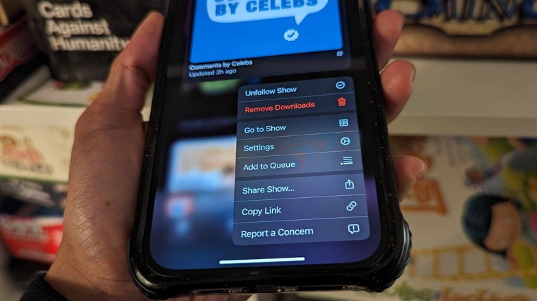 Apple Podcasts podcast show settings