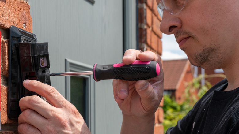 installing ring doorbell