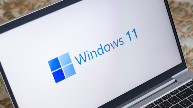 Windows 11 display on laptop