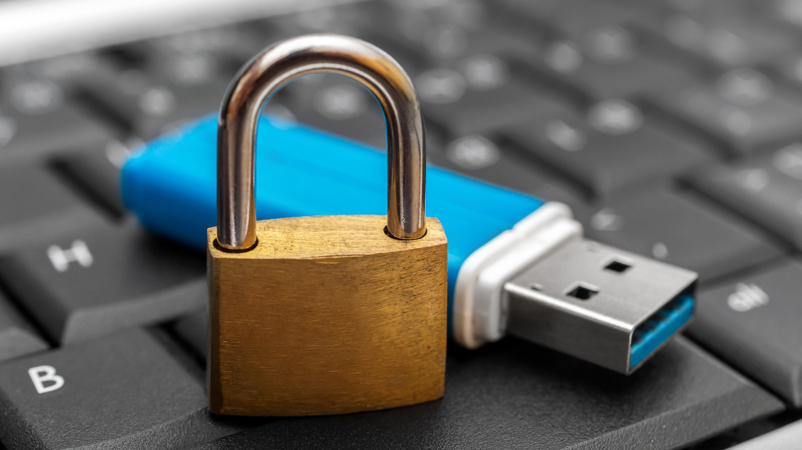 How To Remove Write Protection From Your USB Drive