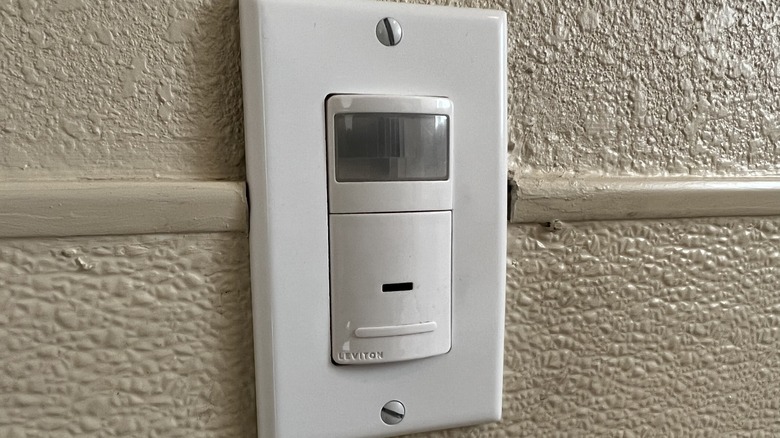 Motion sensor light switch