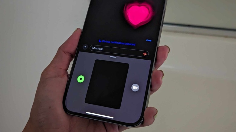 iPhone Messages digital touch heartbeat