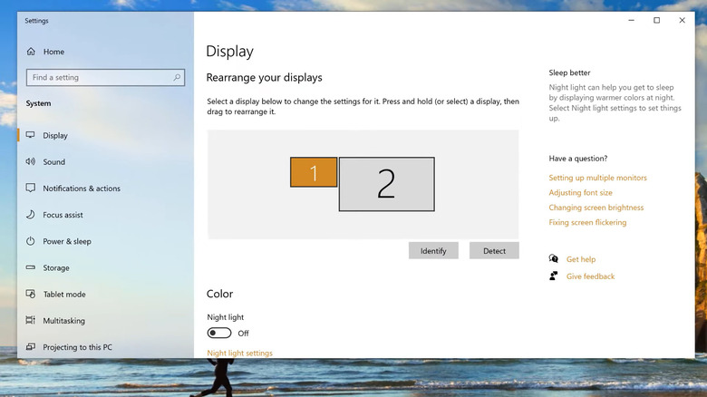Windows dual monitors setup menu