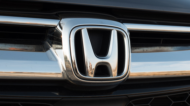 Honda logo badge