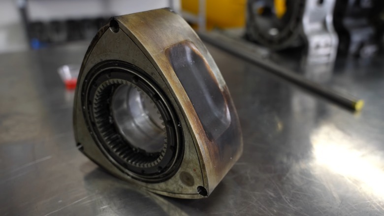 rotary engine rotor damaged