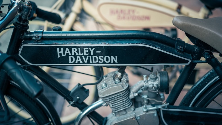 A vintage Harley-Davidson bike