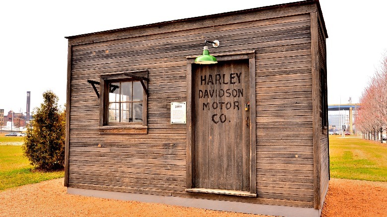 The first Harley-Davidson workshop