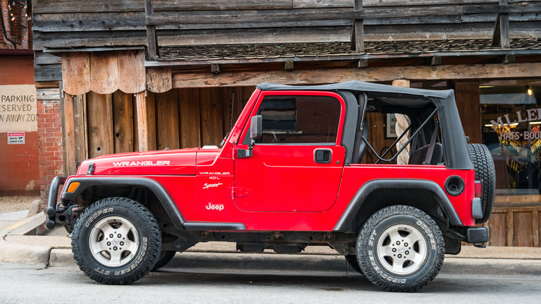 Top 10 Used Cars with the Best Resale Value - I Jeep Wrangler's excellent resale value