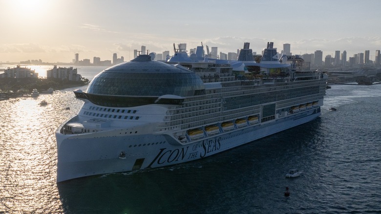 Icon of the Seas sailing