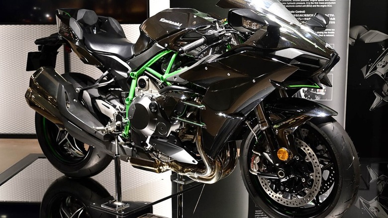 Kawasaki Ninja H2 at event