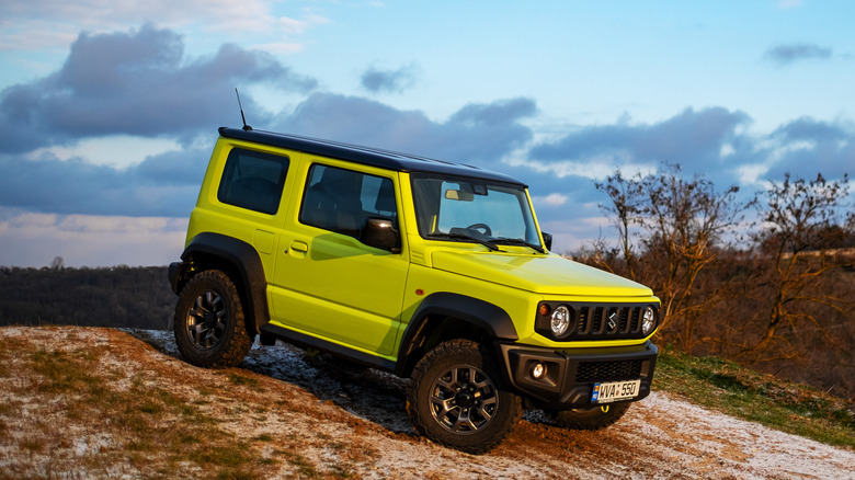 Suzuki Samurai on the road