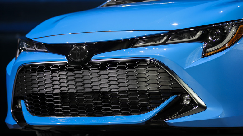 Close up of 2018 Toyota Corolla front end bumper