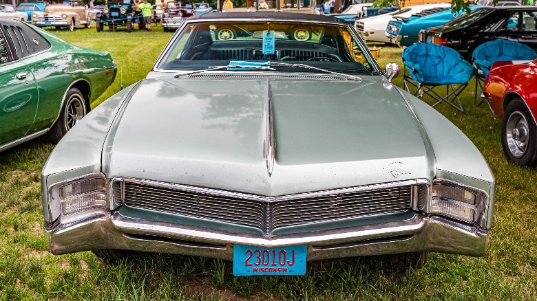 Front view 1967 Buick Riviera