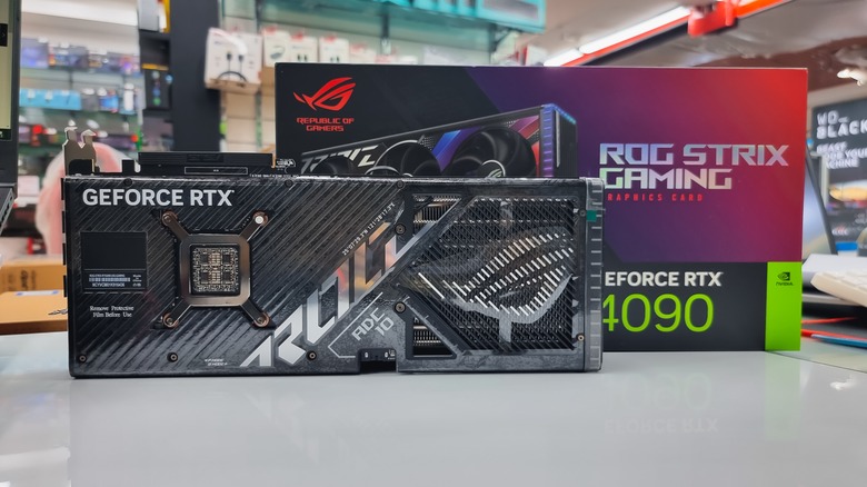 ASUS ROG STRIX Nvidia GeForce RTX 4090 GPU 24GB Tweak III