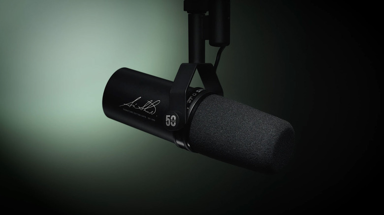 Shure SM7B Signature Edition