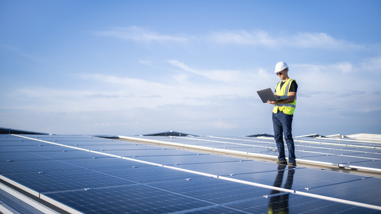 Professional assessment of solar panels