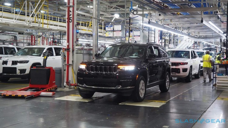 Jeep Spent $1.6bn On The Future Home Of Its New Hybrid SUV - And ...