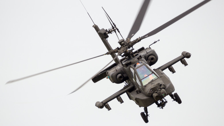 apache helicopter