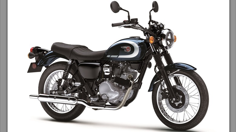 Kawasaki W230 ABS quartering view