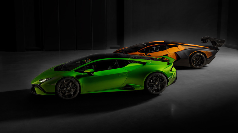 Lamborghini Huracan Tecnica and Essenza SCV12