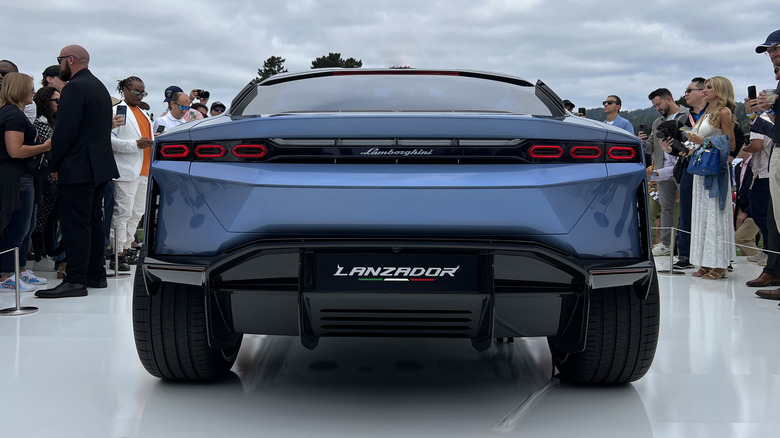 Lamborghini Lanzador EV Concept rear end