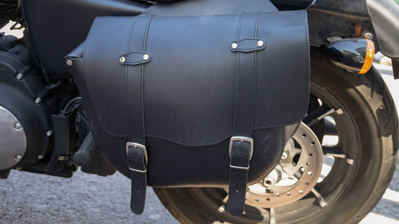 Leather motorcycle saddle bag