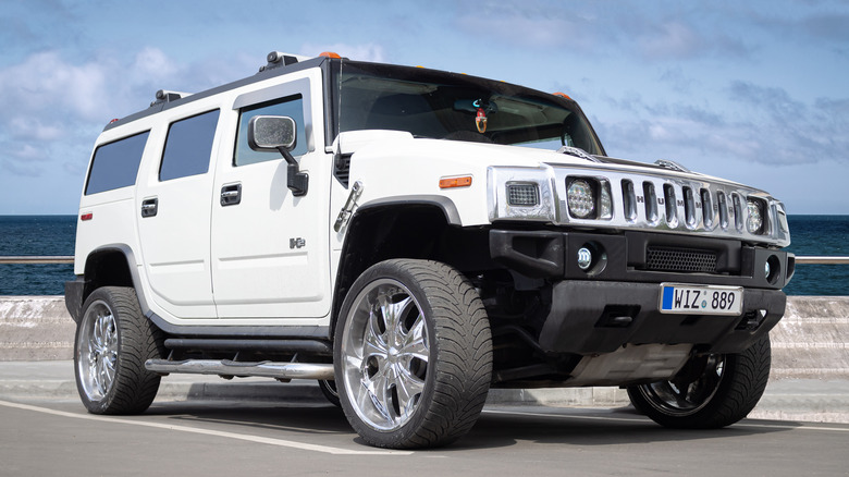 Hummer H2 on the road