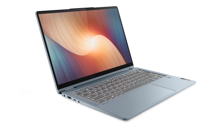An angled view of the IdeaPad Flex 5.