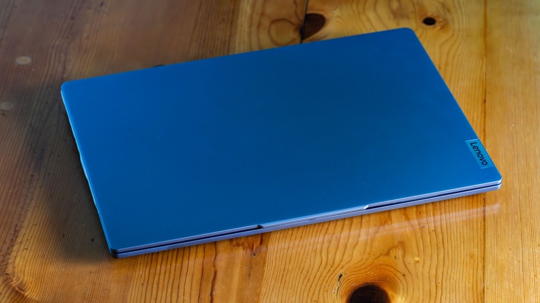 Lenovo IdeaPad Pro 5i 16 Gen 9