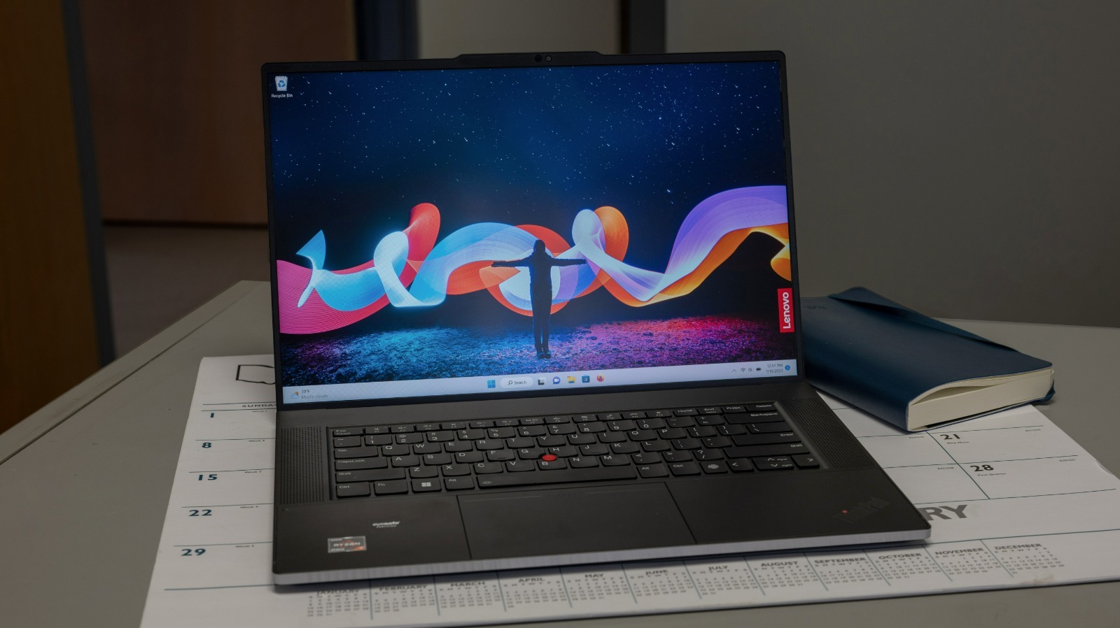 Lenovo ThinkPad Z16 G1 21D5S00T00 -  External Reviews