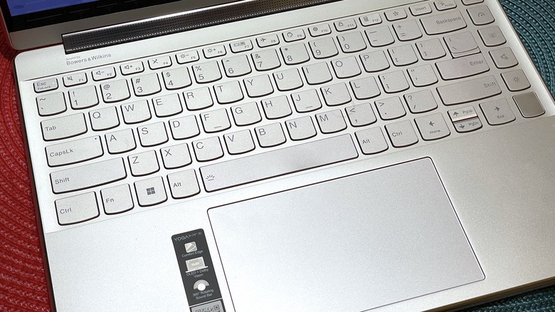 Yoga 9i Gen 8 keyboard and touchpad