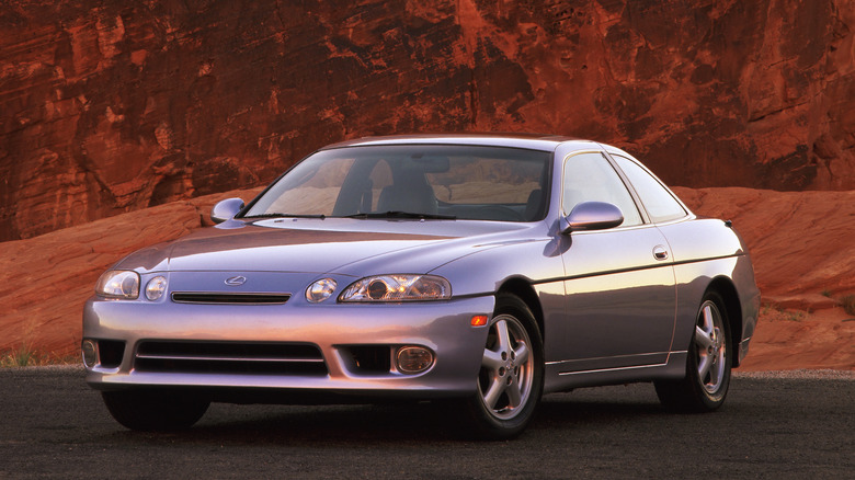 First-gen Lexus SC 300 front 3/4 view