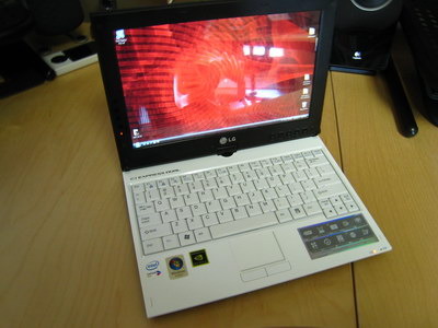 LG C1 convertible Tablet PC