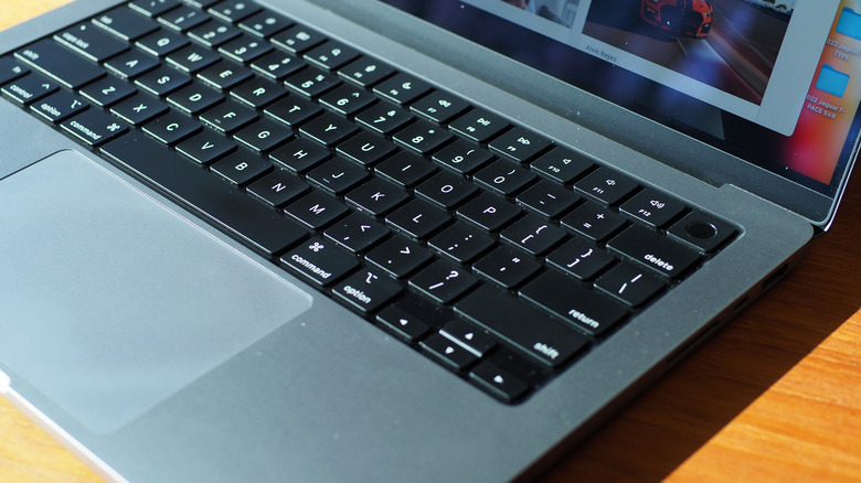 MacBook Pro 14" keyboard