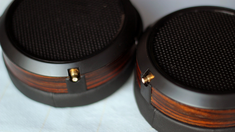 HiFiMan HE-560 headphones