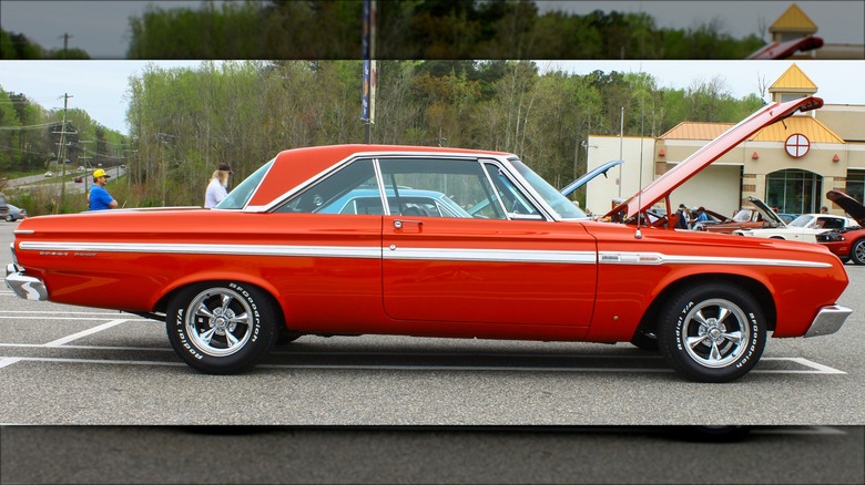 Plymouth Sport Fury 426