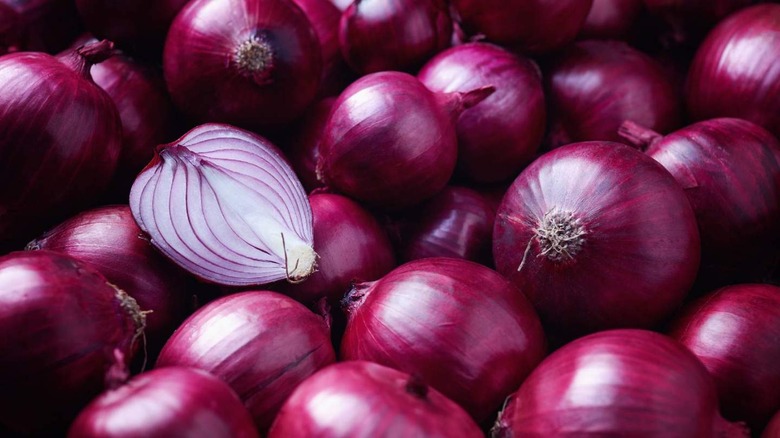 Pile of red onions