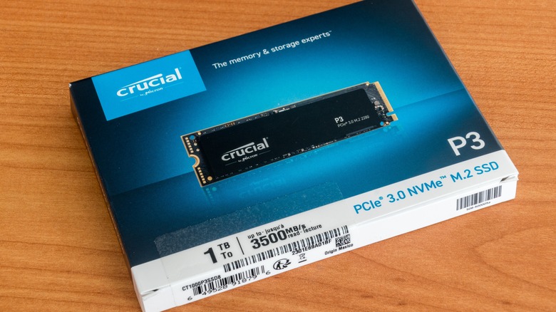 Crucial P3 SSD in its box