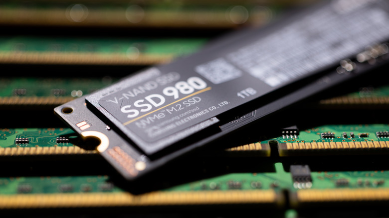 a 1TB Samsung SSD 980