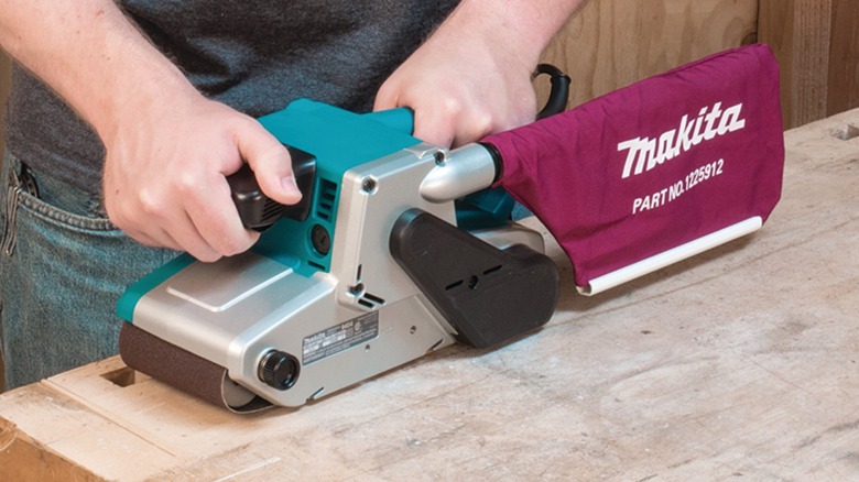 Makita belt sander sanding workbench