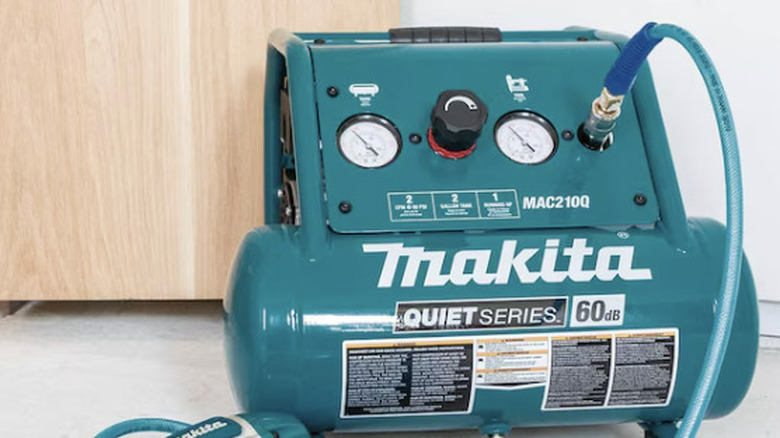 Makita electric air compressor with tool