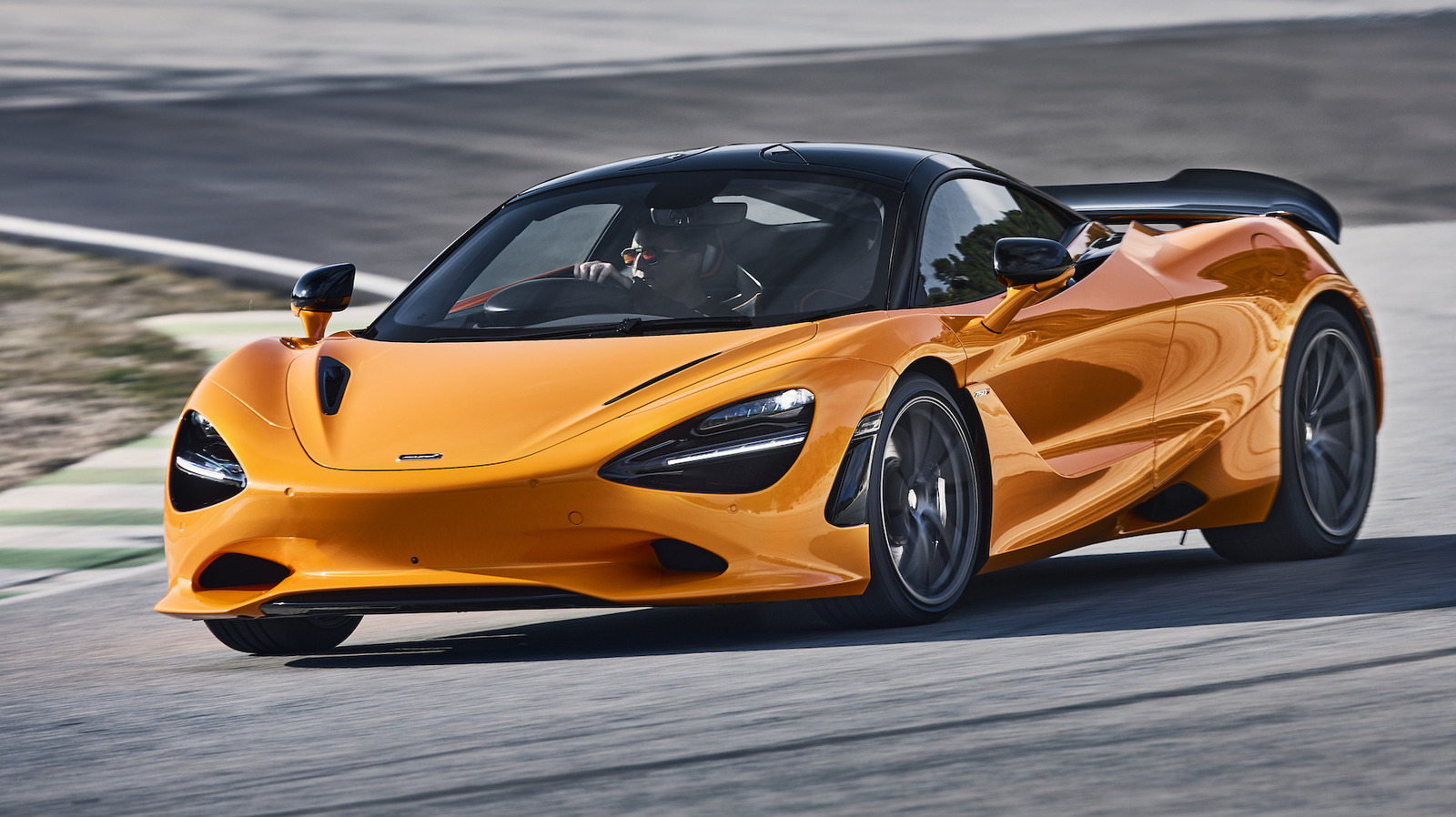 McLaren 750S Revealed As Scalpel-Sharp Supercar Upgrade