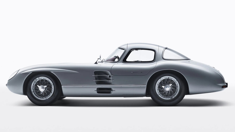 Mercedes-Benz 300 SLR Uhlenhaut Coupe side