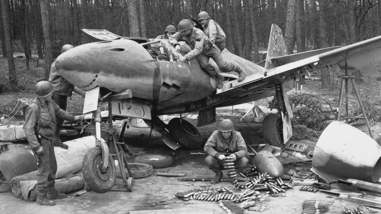 Soldiers examining captured Messerschmitt Me 262