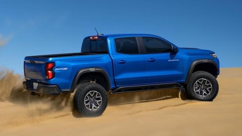 2024 Chevy Colorado ripping through the sand