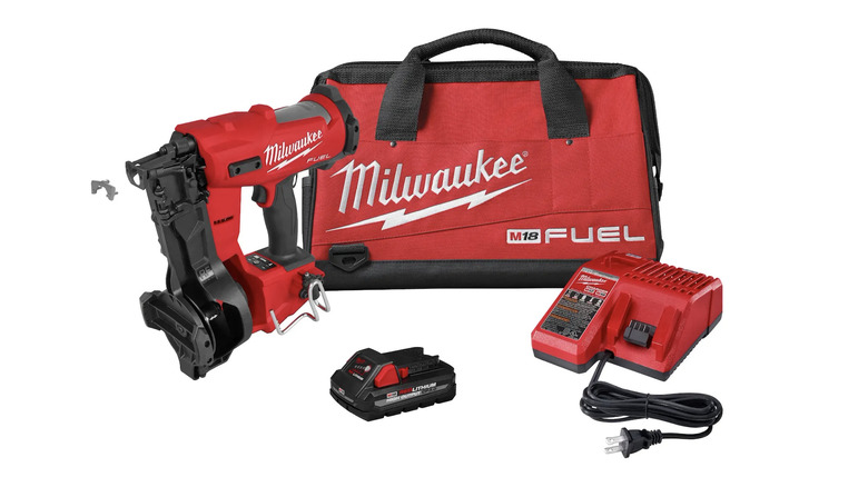 M18 Fuel Coil Roofing Nailer kit with battery, charger, bag, and attachment