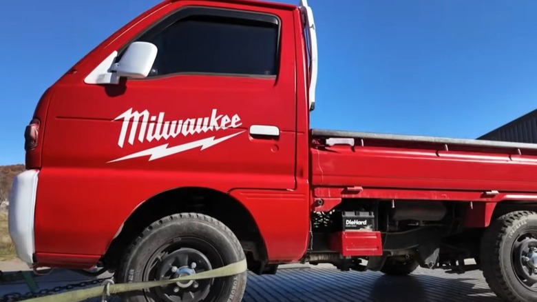 Milwaukee kei truck on flatbed