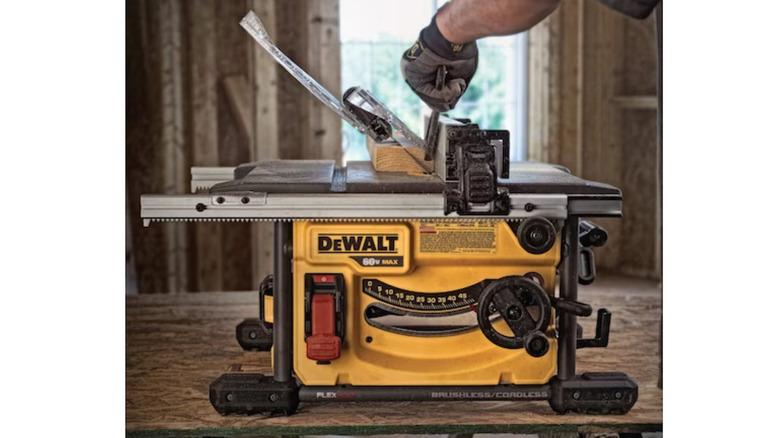 DeWalt Flexvolt 60V Max Table Saw in use