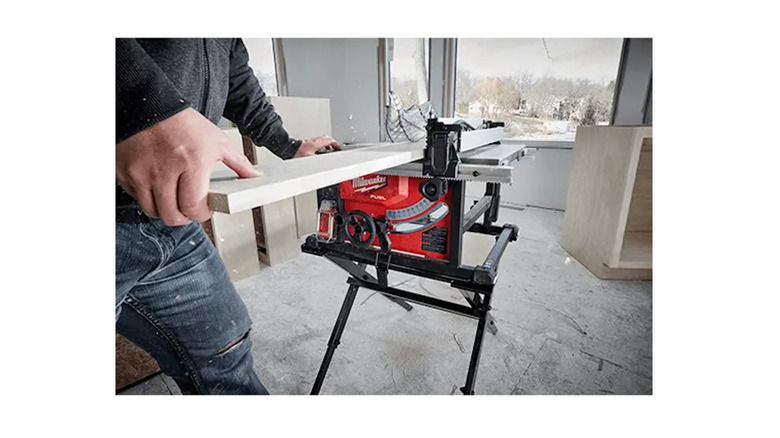 Milwaukee M18 Fuel 8-¼-inch Table Saw cutting wood