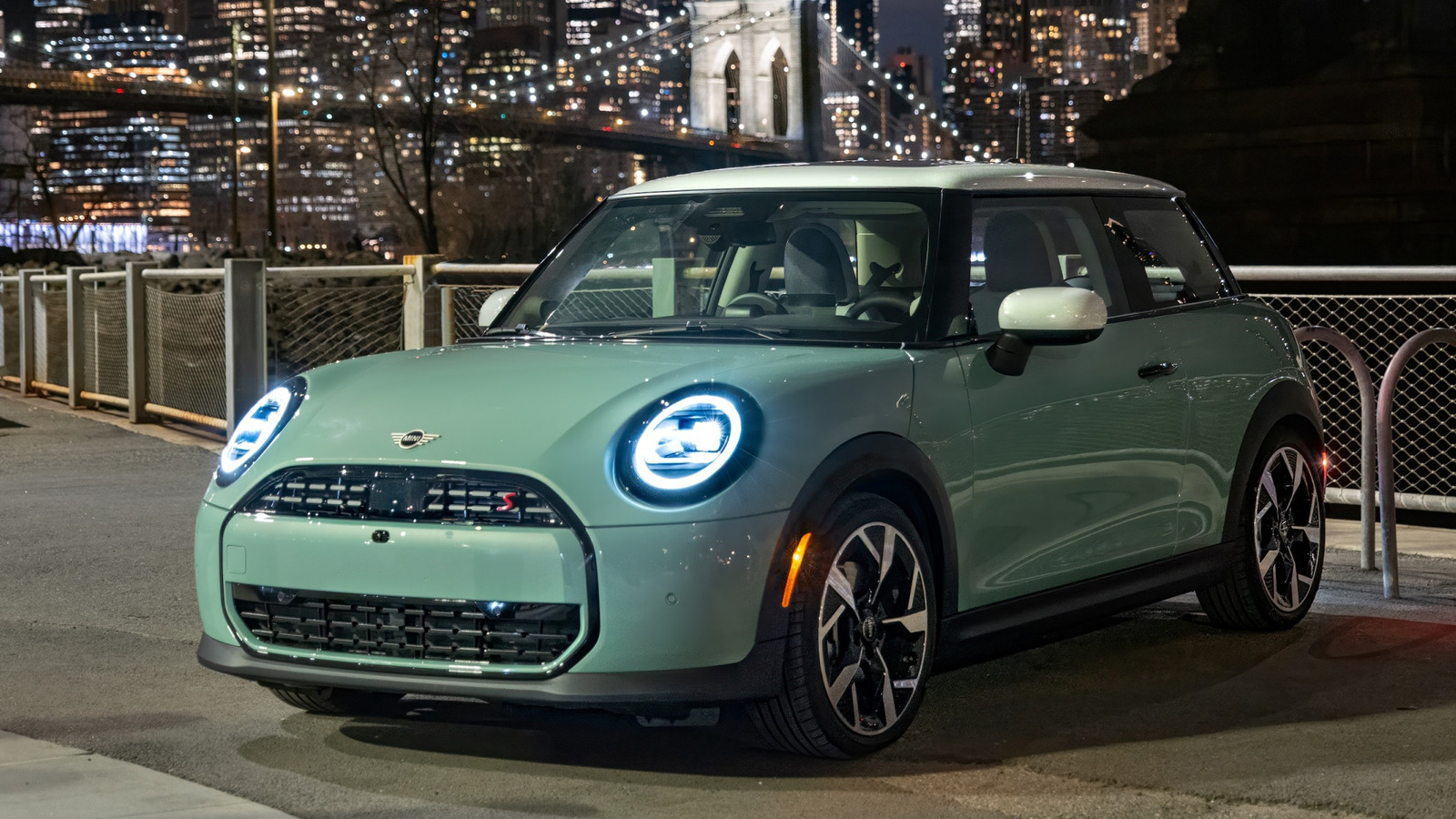 Mini Cooper Dashboard Lights Explained: Understanding Each Character & Color